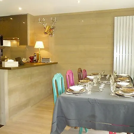 Sleeps 8 Pool Wifi