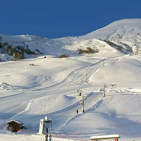 Sleeps 8 Pool Wifi Apartment Le Corbier